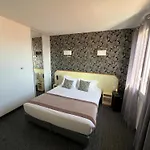Le Regina Et Restaurant Canet-plage 3*