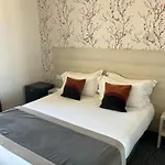 Le Regina Et Restaurant Canet-plage 3* 카네트