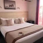 Le Regina Et Restaurant Canet-plage 3* 카네트