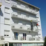 Le Regina Et Restaurant Canet-plage 3* 카네트