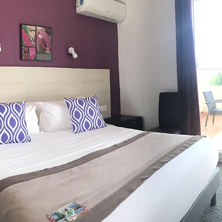 Hotel Le Regina Et Restaurant Canet-plage