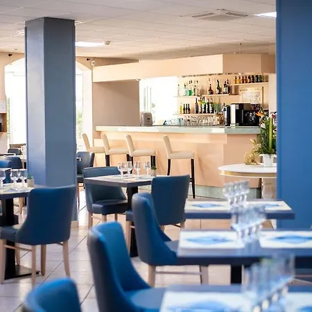 Le Regina Et Restaurant Canet-plage 3*