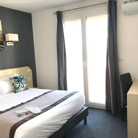 Le Regina Et Restaurant Canet-plage 3*