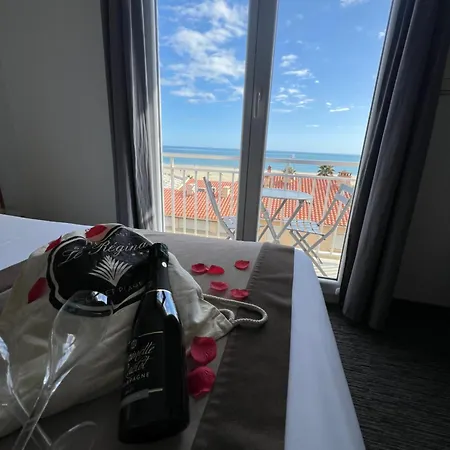 Hotel Le Regina Et Restaurant Canet-plage