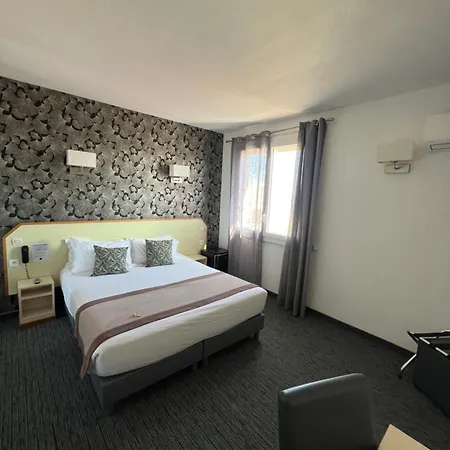 Le Regina Et Restaurant Canet-plage 3*