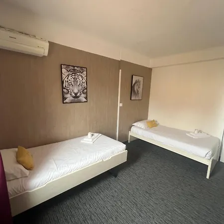 Hotel Le Regina Et Restaurant Canet-plage Canet-en-Roussillon
