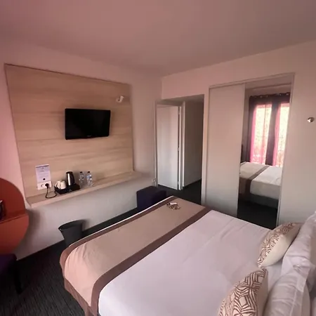 Le Regina Et Restaurant Canet-plage 3*