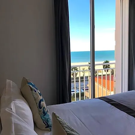 Hotel Le Regina Et Restaurant Canet-plage Canet-en-Roussillon