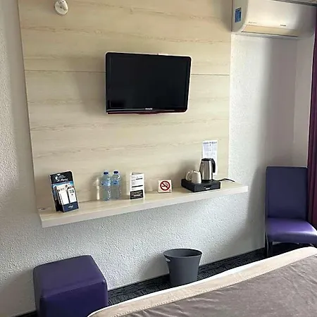 Hotel Le Regina Et Restaurant Canet-plage 3*