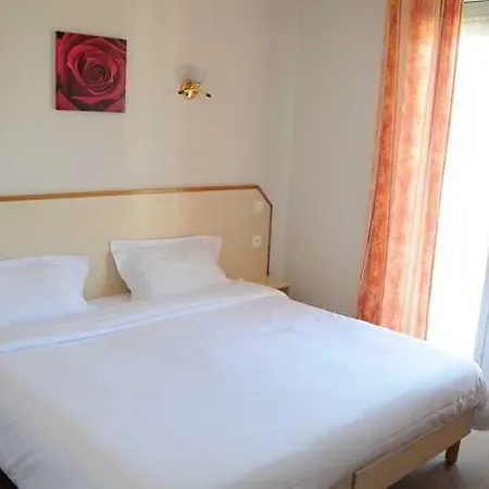 Le Regina Et Restaurant Canet-plage 3*