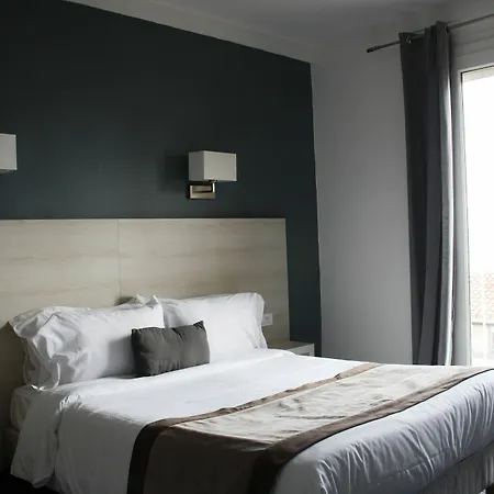 Hotel Le Regina Et Restaurant Canet-plage