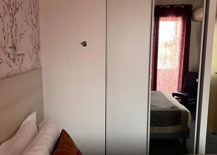 Hotel Le Regina Et Restaurant Canet-plage Canet-en-Roussillon